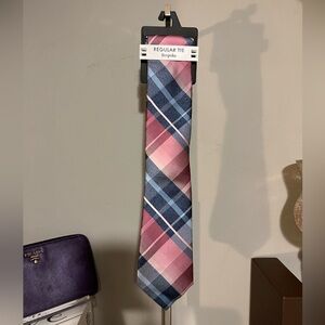 Kenneth Cole NWT Tie